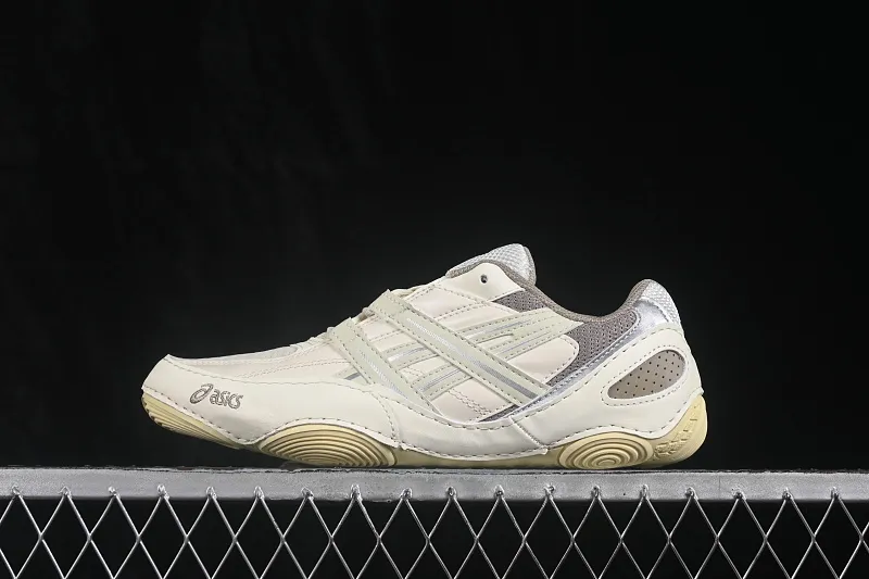 All categories Asics Asics series Asics Hypersync W version Asics Hypersync fashion retro breathable lightweight thin-soled moral training shoes 1203A879-250